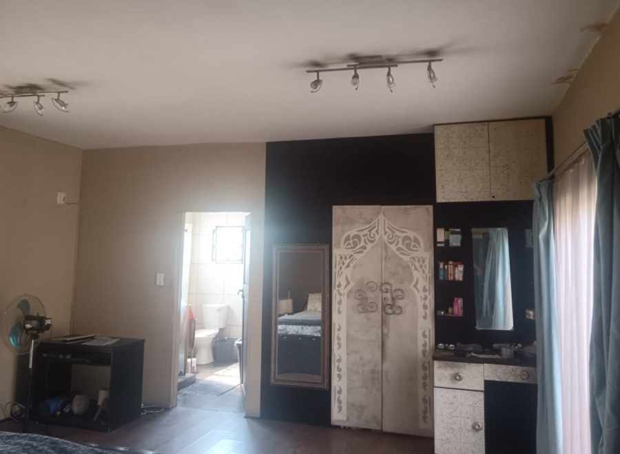 4 Bedroom Property for Sale in Primindia North West